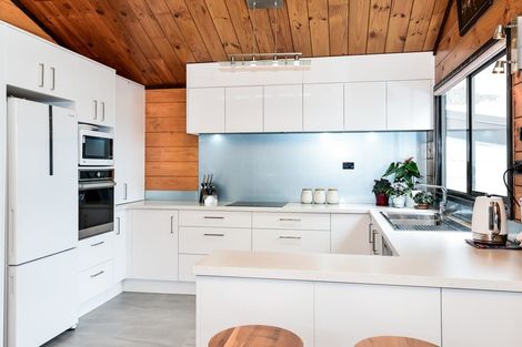 Photo of property in 11 Lake Domain Drive, Frankton, Hamilton, 3204