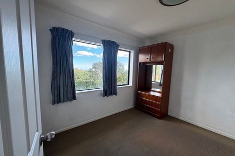 Photo of property in 16 Mangerton Lane, East Tamaki Heights, Auckland, 2016