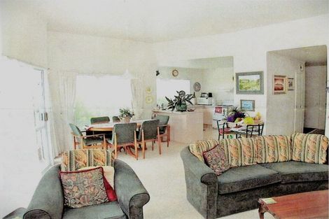 Photo of property in 12 Lakeside Villas, Whitby, Porirua, 5024