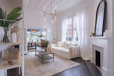 Photo of property in 2/2 Calliope Road, Devonport, Auckland, 0624