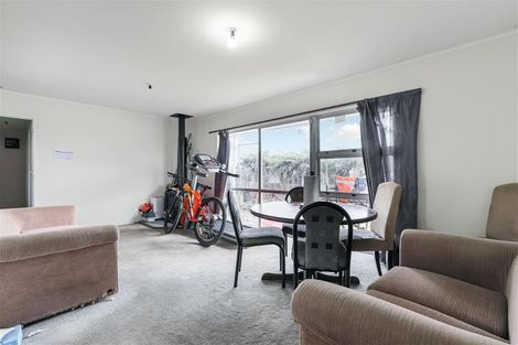 Photo of property in 17b Pah Road, Papatoetoe, Auckland, 2025