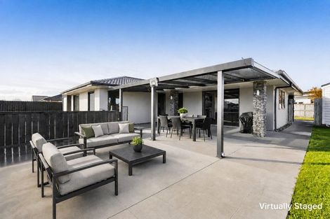Photo of property in 5 Reremoana Close, Hawera, 4610
