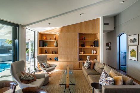 Photo of property in 1 Tiri Road, Takapuna, Auckland, 0620