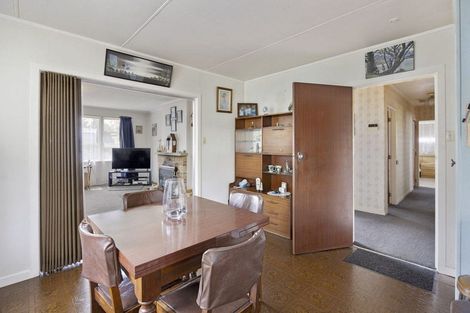 Photo of property in 3-5 Warwick Street, Patea, 4520