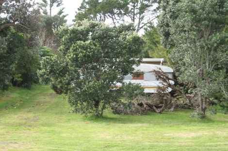 Photo of property in 144 Ocean Beach Road, Tairua, 3508