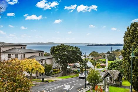 Photo of property in 3/5 Cook Street, Howick, Auckland, 2014