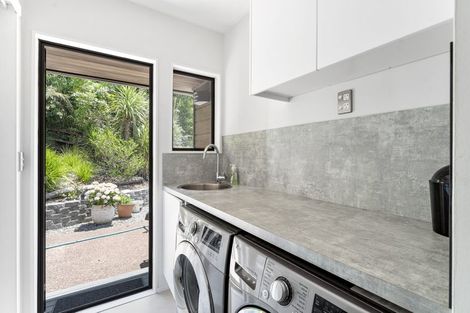 Photo of property in 6 Whale Cove, Stanmore Bay, Whangaparaoa, 0932