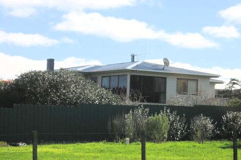 Photo of property in 9 Cullen Street, Mangawhai Heads, Mangawhai, 0505