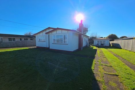 Photo of property in 65 Phillips Street, Sanson, 4817