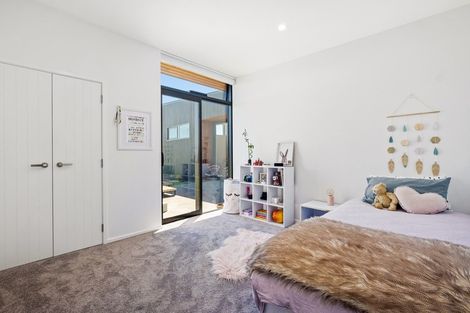 Photo of property in 19 Stackbrae Avenue, Wanaka, 9305