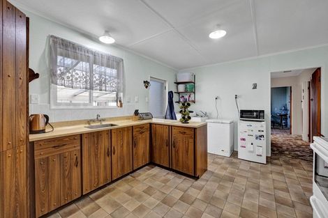 Photo of property in 5 Fookes Street, Waverley, 4510
