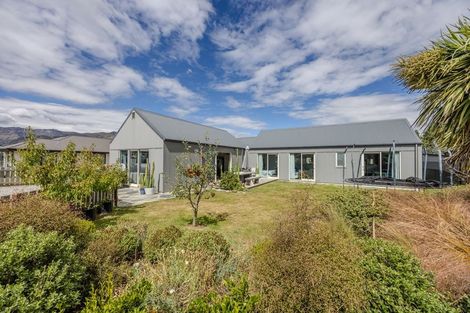 Photo of property in 14 Francis Lane, Lake Hawea, Wanaka, 9382