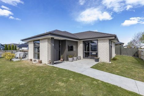 Photo of property in 6 Matamata Quay, Pegasus, 7612