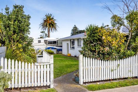 Photo of property in 82 King Street, Opunake, 4616