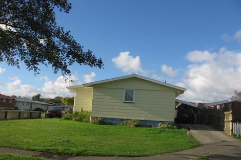 Photo of property in 31 Halswell Crescent, Westbrook, Palmerston North, 4412
