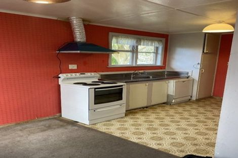 Photo of property in 21 Roberts Street, Tawa, Wellington, 5028