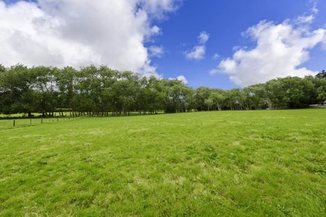 Photo of property in 842 Kahikatea Flat Road, Waitoki, Kaukapakapa, 0871