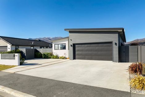 Photo of property in 63 Olds Crescent, Cromwell, 9310