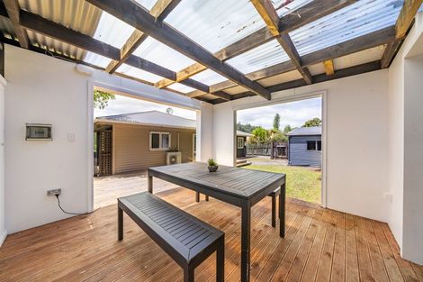 Photo of property in 22 Bridge Road, Birchville, Upper Hutt, 5018