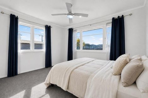 Photo of property in 2 Michael Avenue, Dinsdale, Hamilton, 3204