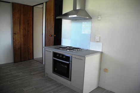 Photo of property in 1/5 Compass Place, Te Atatu Peninsula, Auckland, 0610