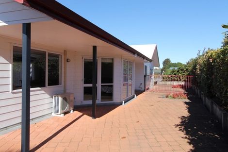 Photo of property in 15 Robinson Terrace, Rangatira Park, Taupo, 3330