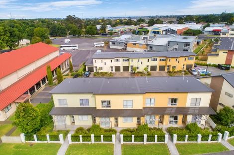 Photo of property in 33/11 Ray Small Drive, Papakura, 2110