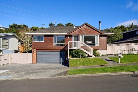 Photo of property in 147 Tirohanga Road, Tirohanga, Lower Hutt, 5010