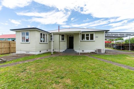 Photo of property in 238 High Street North, Carterton, 5713