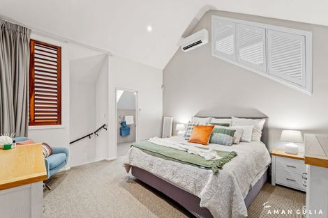 Photo of property in 86a Wiseley Road, West Harbour, Auckland, 0618