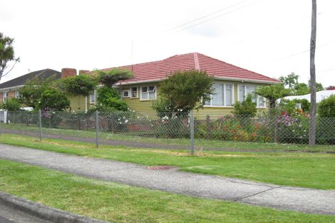 Photo of property in 3a House Avenue, Mangere Bridge, Auckland, 2022