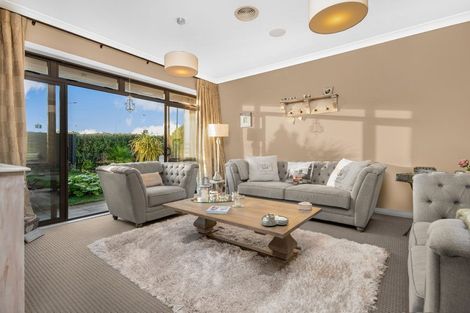 Photo of property in 3 Hinau Road, Karaka, Papakura, 2113