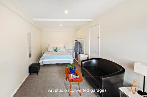 Photo of property in 2/14 Ensign Place, Hillcrest, Auckland, 0627