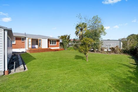 Photo of property in 15 Sheridan Street, Silverdale, Hamilton, 3216