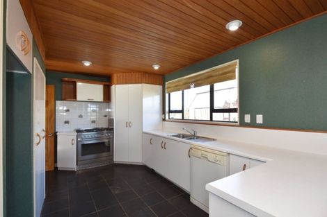 Photo of property in 708 Queens Drive, Waikiwi, Invercargill, 9810