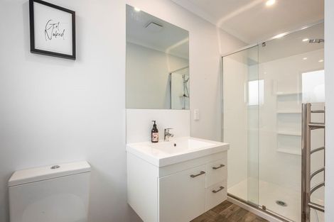 Photo of property in 18 Taiko Place, Kenepuru, Porirua, 5022