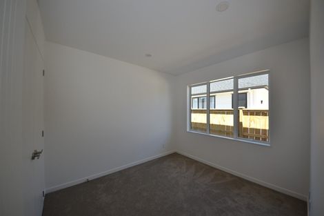 Photo of property in 32 Johns Creek Crescent, Silverdale, 0932