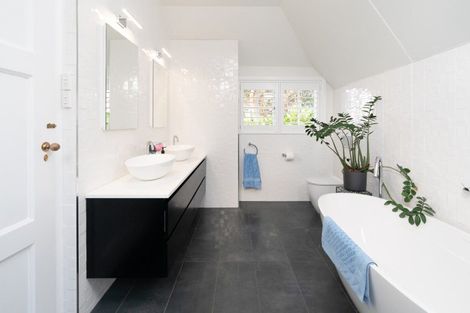 Photo of property in 49 Messines Road, Karori, Wellington, 6012