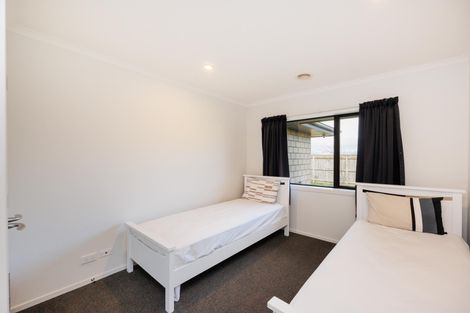 Photo of property in 79 Balrickard Way, Milson, Palmerston North, 4414