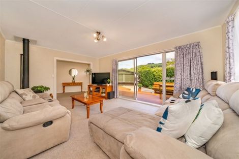 Photo of property in 22 Gemstone Drive, Birchville, Upper Hutt, 5018
