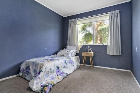 Photo of property in 12 Sari Place, Massey, Auckland, 0614