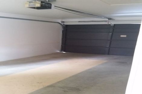 Photo of property in 14 Woodstock Road, Forrest Hill, Auckland, 0620