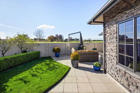 Photo of property in 10 Peninsula Point, Huntington, Hamilton, 3210