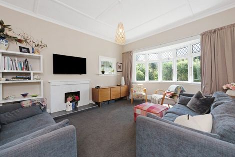 Photo of property in 225a Karori Road, Karori, Wellington, 6012