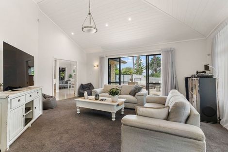 Photo of property in 29 Carribean Place, Papamoa Beach, Papamoa, 3118