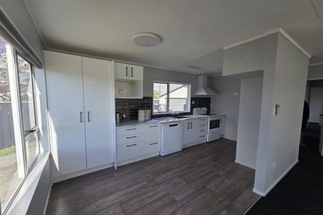 Photo of property in 4 Desmond Place, Bell Block, New Plymouth, 4312