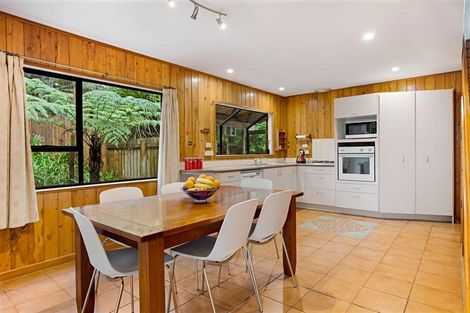 Photo of property in 305 Huia Road, Titirangi, Auckland, 0604