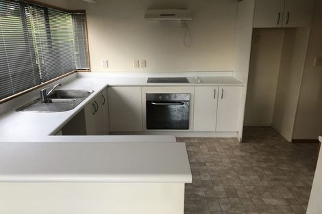 Photo of property in 1/194 Whangaparaoa Road, Red Beach, 0932