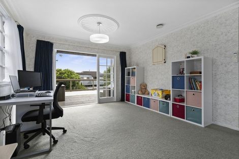 Photo of property in 10 Edwin Street, St Andrews, Hamilton, 3200