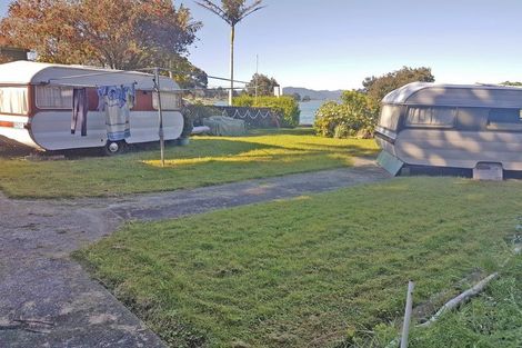 Photo of property in 8 The Esplanade, Tairua, 3508
